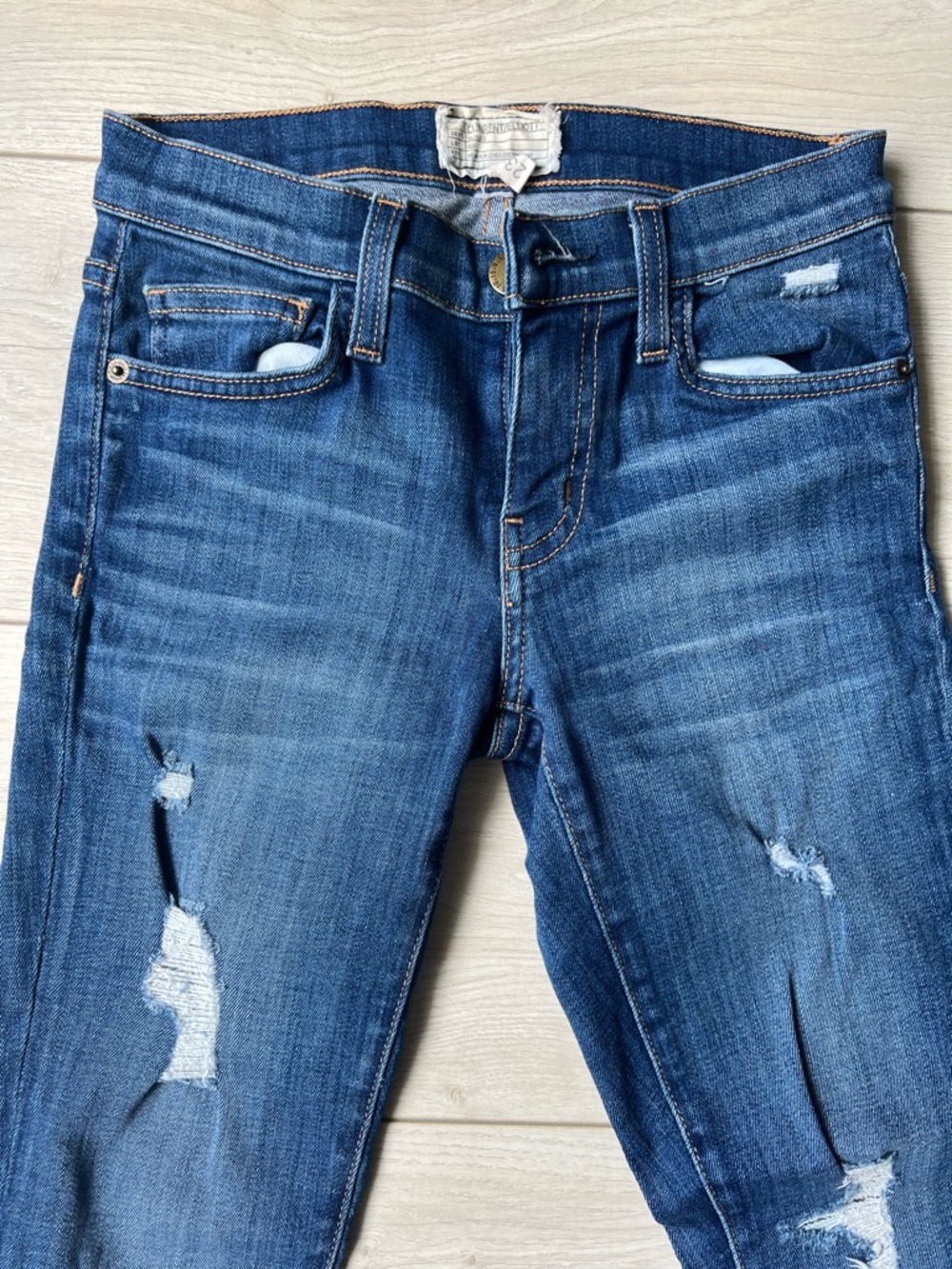 Current/Elliot Women’s Distressed Blue Jeans